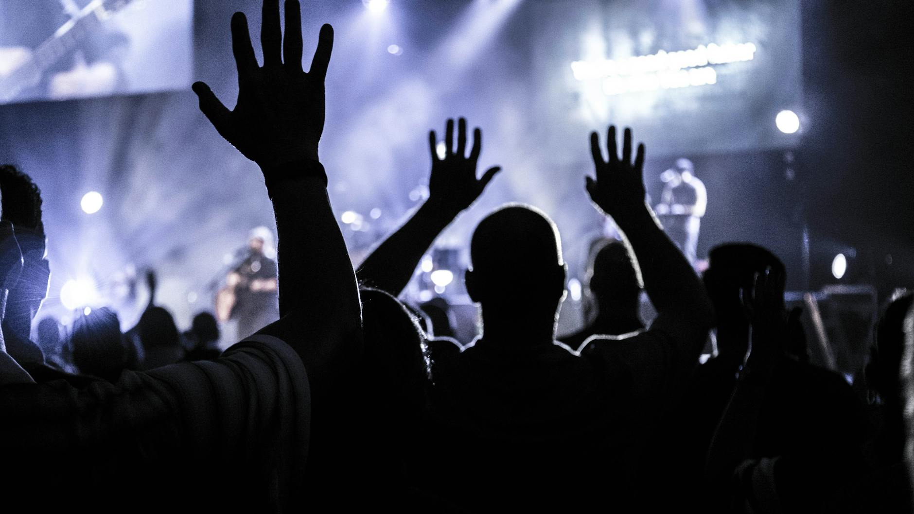 Surrender-and-Worship-praise